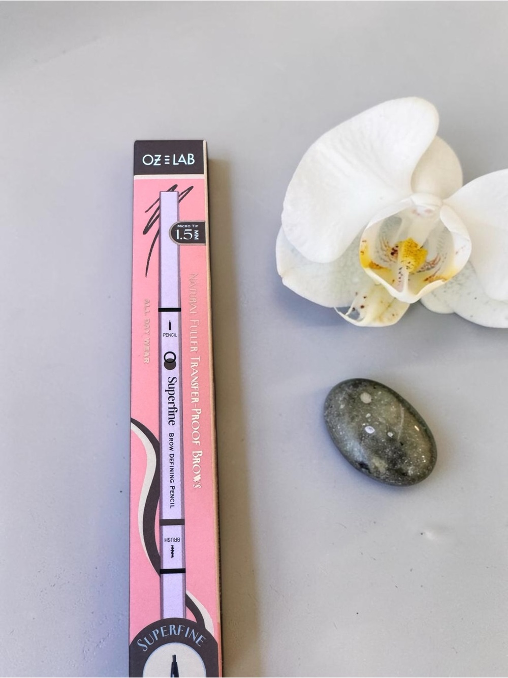 Superfine Brow Defining Pencil – Pink